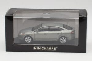 Ford Mondeo Mk3 Sedan Pelēks Metallic Minichamps 1:43 IND403086003 Metāls — attēls 4 no 4