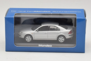 Ford Mondeo Mk3 Sedans Sudrabs Minichamps 1:43 MONDEO005 Metāls — attēls 4 no 4