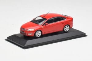 Ford Mondeo Mk4 Colorado Sarkans Minichamps 1:43 MONDEO001 Metāls — attēls 2 no 4
