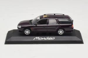 Ford Mondeo Mk1 Turnier Dark Blue Metallic Minichamps 1:43 43306312 Metāls