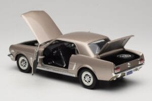 Ford Mustang 1964 1/2 Sudrabs Mira 1:18 6127 Metāls — attēls 5 no 8