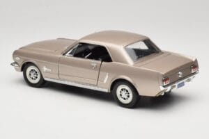 Ford Mustang 1964 1/2 Sudrabs Mira 1:18 6127 Metāls — attēls 7 no 8