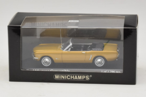 Ford Mustang Kabriolets Zeltains Minichamps 1:43 400082432 Metāls — attēls 4 no 4