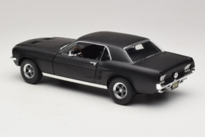 Ford Mustang Creed Movie GreenLight 1:18 13611 Metāls — attēls 7 no 8