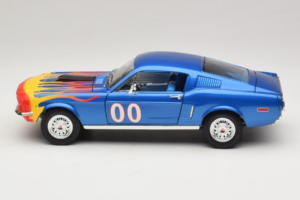 Ford Mustang Cooter's Car Dukes of Hazzard Tomy 1:18 21957P Metāls — attēls 3 no 6