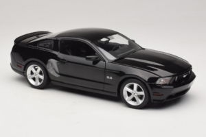 Ford Mustang GT Melns Drive Movie GreenLight 1:18 13609 Metāls — attēls 6 no 8