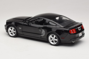 Ford Mustang GT Melns Drive Movie GreenLight 1:18 13609 Metāls — attēls 7 no 8