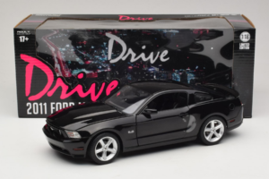 Ford Mustang GT Melns Drive Movie GreenLight 1:18 13609 Metāls — attēls 8 no 8