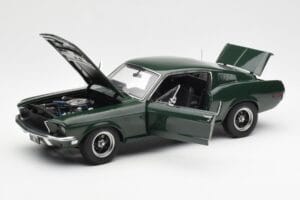 Ford Mustang GT Bullitt Zaļš AUTOart 1:18 72812 Metāls — attēls 2 no 8