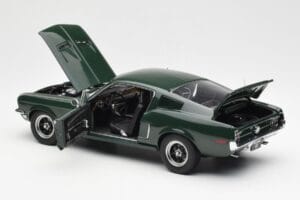 Ford Mustang GT Bullitt Zaļš AUTOart 1:18 72812 Metāls — attēls 5 no 8