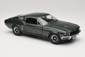 Ford Mustang GT Bullitt ar Steve McQueen Figūriņu Greenlight 1:18 12885 Metāls — attēls 6 no 8
