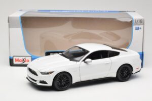 Ford Mustang GT S550 Balts Maisto 1:18 31197 Metāls — attēls 8 no 8