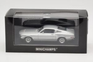 Ford Mustang GT Sudrabs Minichamps 1:43 FORD001 Metāls — attēls 4 no 4