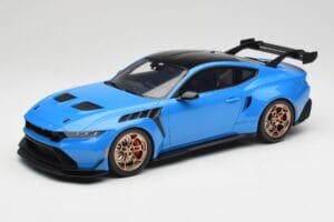 Ford Mustang GTD Antimatter Blue Metallic GT Spirit 1:18 GT473 Sveķi