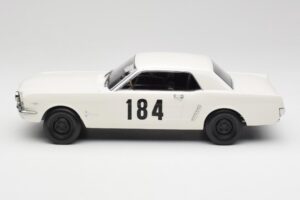 Ford Mustang Hardtop #184 B. Neyret / J. Terramorsi Rally Monte Carlo 1965 Norev 1:18 182801 Metāls — attēls 3 no 6