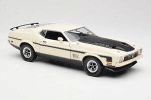 Ford Mustang Mach 1 Balts Sun Star 1:18 3602 Metāls — attēls 6 no 8