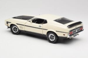 Ford Mustang Mach 1 Balts Sun Star 1:18 3602 Metāls — attēls 7 no 8