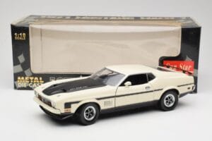 Ford Mustang Mach 1 Balts Sun Star 1:18 3602 Metāls — attēls 8 no 8