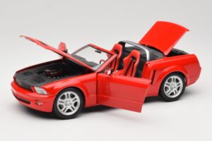 Ford Mustang S197 GT Kabriolets Sarkans Beanstalk Group 1:18 FOR10016R Metāls — attēls 2 no 8