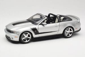 Ford Mustang S197 Roush 427R Kabriolets Sudrabs Maisto 1:18 31669 Metāls