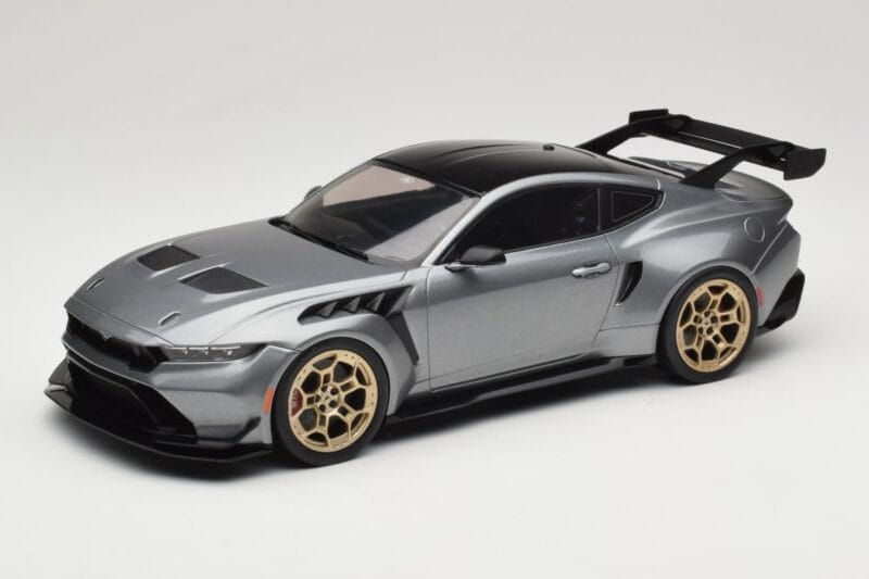 Ford Mustang S650 GTD Metallic Grey IXO 1:18 MCG18576 Metāls