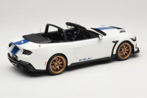 Ford Mustang S650 Shelby Super Snake Oxford White GT Spirit 1:18 GT572 Sveķi — attēls 2 no 6