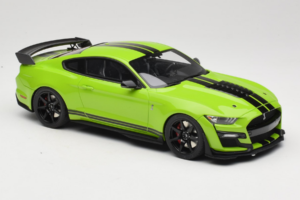 Ford Mustang Shelby GT500 S550 Zaļš GT Spirit 1:18 GT803 Sveķi — attēls 4 no 6