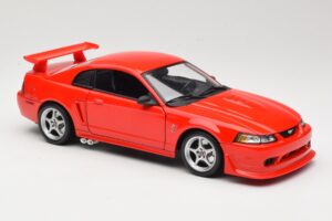 Ford Mustang SVT Cobra R SN95 Sarkans Maisto 1:18 531872 Metāls — attēls 6 no 8