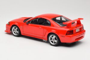 Ford Mustang SVT Cobra R SN95 Sarkans Maisto 1:18 531872 Metāls — attēls 7 no 8