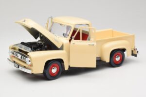 Ford Pickup Colonial Balts Road Legends 1:18 92148 Metāls — attēls 2 no 8