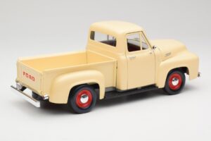Ford Pickup Colonial Balts Road Legends 1:18 92148 Metāls — attēls 3 no 8