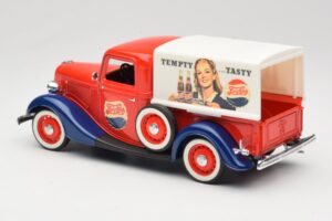 Ford Pickup Truck Pepsi-Cola Solido 1:18 99053 Metāls — attēls 7 no 8