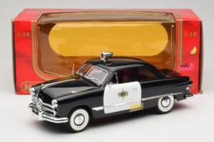 Ford Policijas Auto Anson 1:18 6254 Metāls — attēls 6 no 6