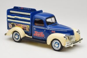 Ford Pepsi-Cola Replica Golden Wheel 1:18 PF351 Metāls — attēls 6 no 8