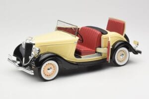 Ford Roadster Dearborn Yellow Solido 1:18 8008 Metāls — attēls 2 no 8