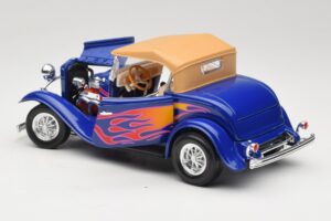 Ford Roadster Street Rod Zils with Fire Road Signature 1:18 92249 Metāls — attēls 5 no 8