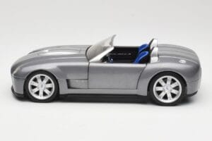Shelby Cobra Kabriolets Grey Metallic Hot Wheels 1:18 G7220 Metāls — attēls 4 no 8