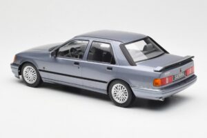 Ford Sierra RS Cosworth Gaiši Zils MCG 1:18 MCG18174 Metāls — attēls 5 no 6