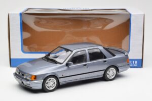 Ford Sierra RS Cosworth Gaiši Zils MCG 1:18 MCG18174 Metāls — attēls 6 no 6