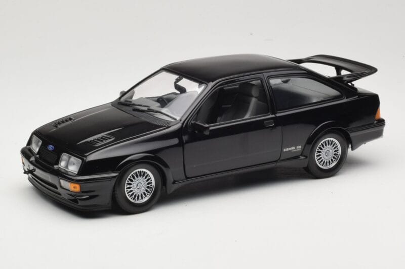 Ford Sierra RS Cosworth Mk2 RDH Melns Minichamps 1:18 150084071 Metāls