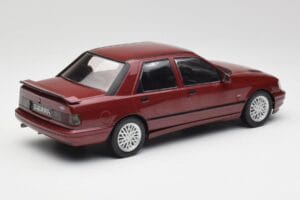 Ford Sierra RS Cosworth 4x4 Sarkans MCG 1:18 MCG18354 Metāls — attēls 2 no 6
