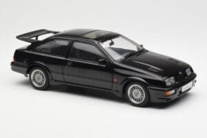 Ford Sierra RS Cosworth Melns AUTOart 1:18 72861 Metāls — attēls 6 no 8