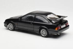 Ford Sierra RS Cosworth Melns AUTOart 1:18 72861 Metāls — attēls 7 no 8