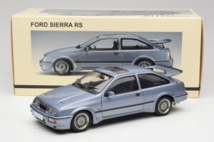 Ford Sierra RS Cosworth Moonstone Zils AUTOart 1:18 72863 Metāls — attēls 8 no 8