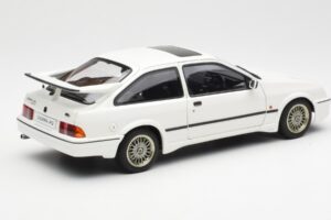 Ford Sierra RS Cosworth Balts AUTOart 1:18 72862 Metāls — attēls 3 no 8