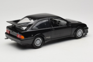 Ford Sierra RS Cosworth Melns Minichamps 1:18 150084001 Metāls — attēls 3 no 8
