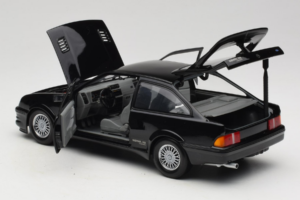 Ford Sierra RS Cosworth Melns Minichamps 1:18 150084001 Metāls — attēls 5 no 8
