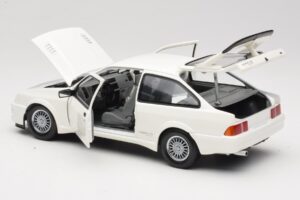 Ford Sierra RS Cosworth Balts Minichamps 1:18 150084000 Metāls — attēls 5 no 8