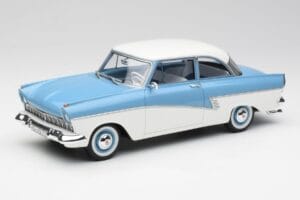 Ford Taunus 17M P2 Gaiši Zils & Balts BoS Models 1:18 BOS019 Metāls