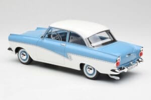 Ford Taunus 17M P2 Gaiši Zils & Balts BoS Models 1:18 BOS019 Metāls — attēls 5 no 6